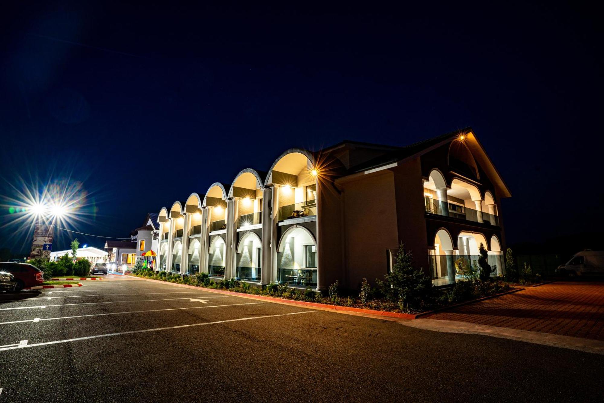 Hanul Domnesc Imperial Hotel & Spa Călan Exteriér fotografie