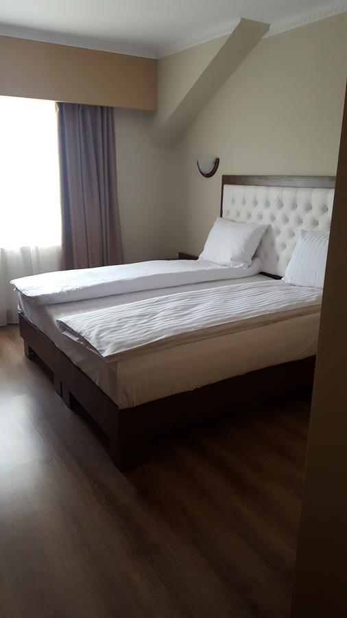 Hanul Domnesc Imperial Hotel & Spa Călan Exteriér fotografie